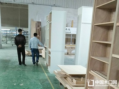 中國(guó)門業(yè)專刊 韓漢泉探訪天津思佳木業(yè)，共話木業(yè)發(fā)展新機(jī)遇